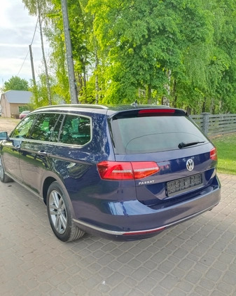 Volkswagen Passat cena 78000 przebieg: 168000, rok produkcji 2018 z Jeziorany małe 326